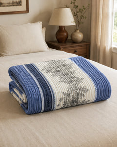 Folded blue ivory panel Smartchoice AC comforter