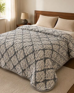 Grey Ivory Leaf Lattice Smartchoice AC Comforter lifestyle hero