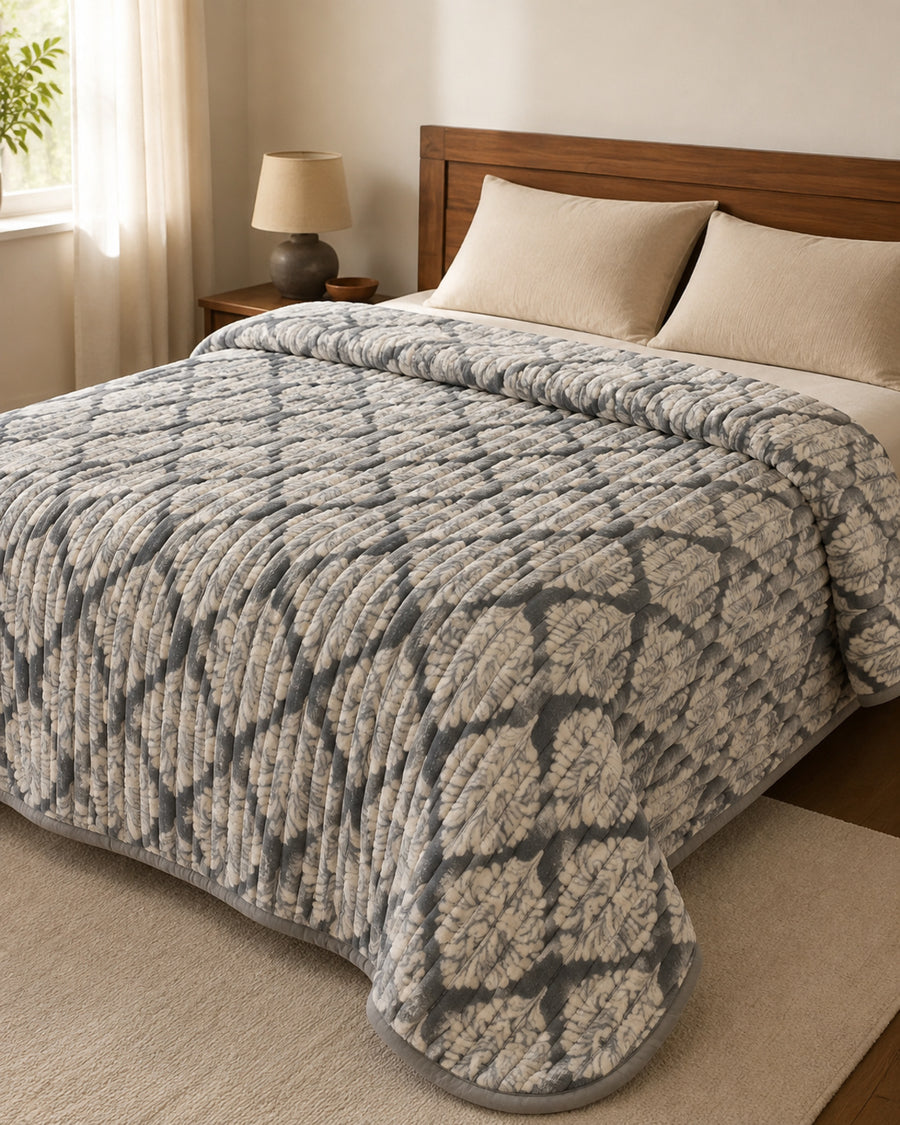 Grey Ivory Leaf Lattice Smartchoice AC Comforter lifestyle hero
