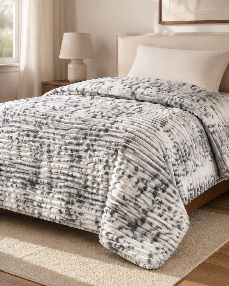 Mist grey abstract dash Smartchoice AC comforter styled on a bed
