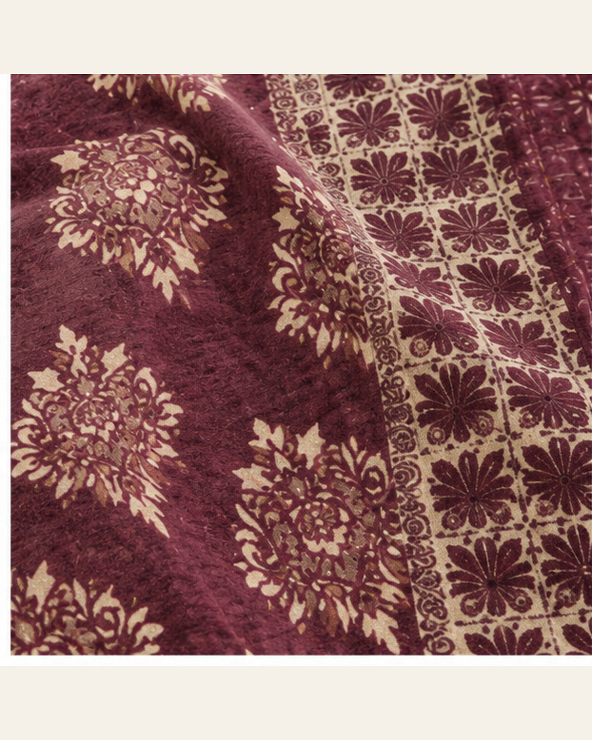 BIN-VJ-DIA-BERRY bedding material and pattern detail
