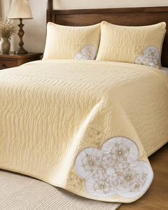 Buttercream Clover China Cotton Bedspread Set – 3 Piece – side-angle lifestyle