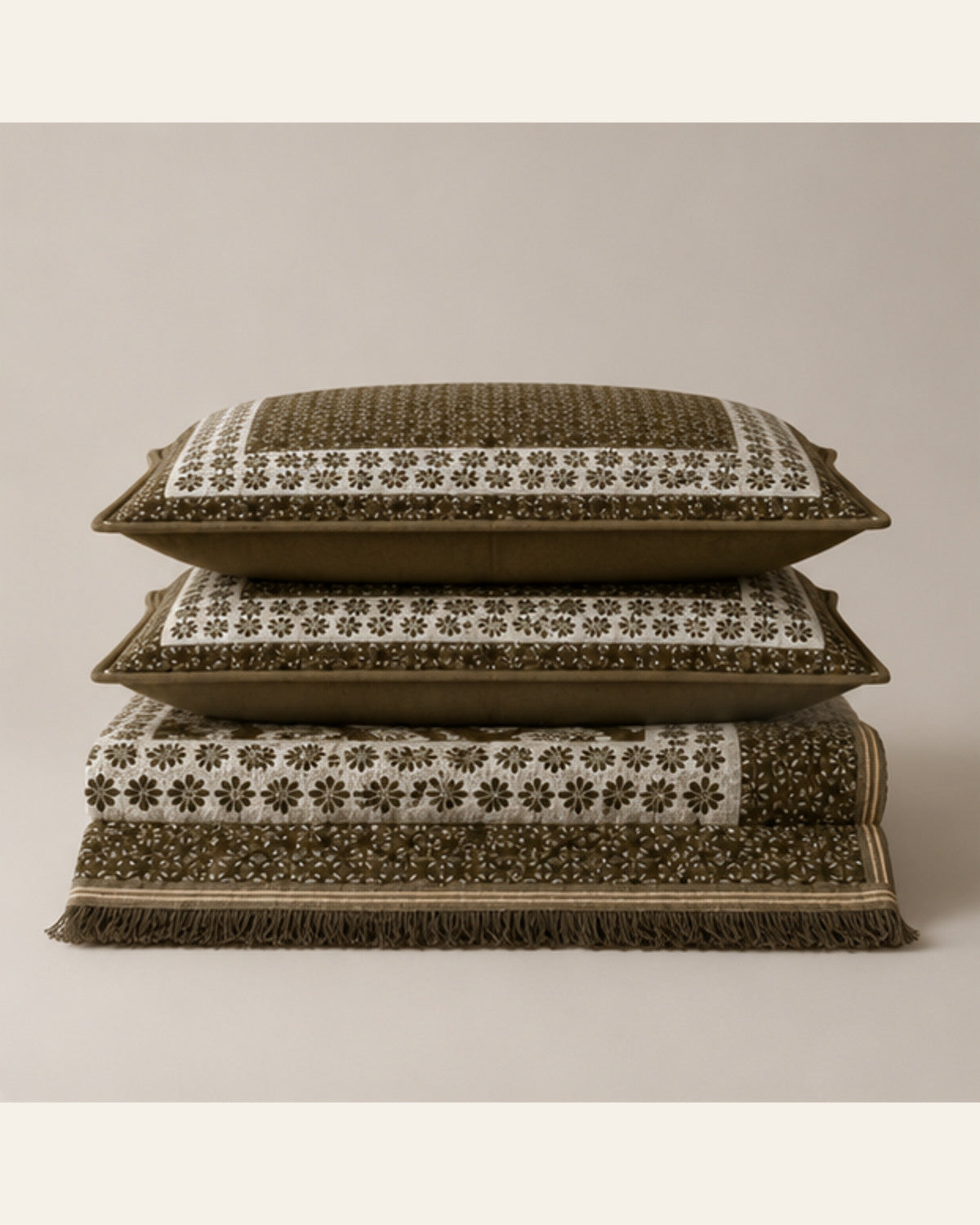 BIN-VJ-DIA-OLIVE bedding folded set