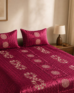Garnet Royale Embroidered Velvet Bedspread Set – 3 Piece – pillow detail