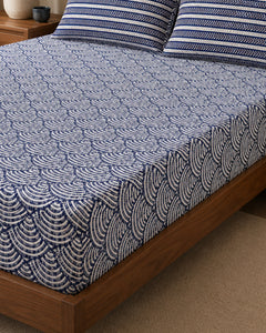 Indigo Wave Cotton Bedsheet Set – 3 Piece – border and fabric detail