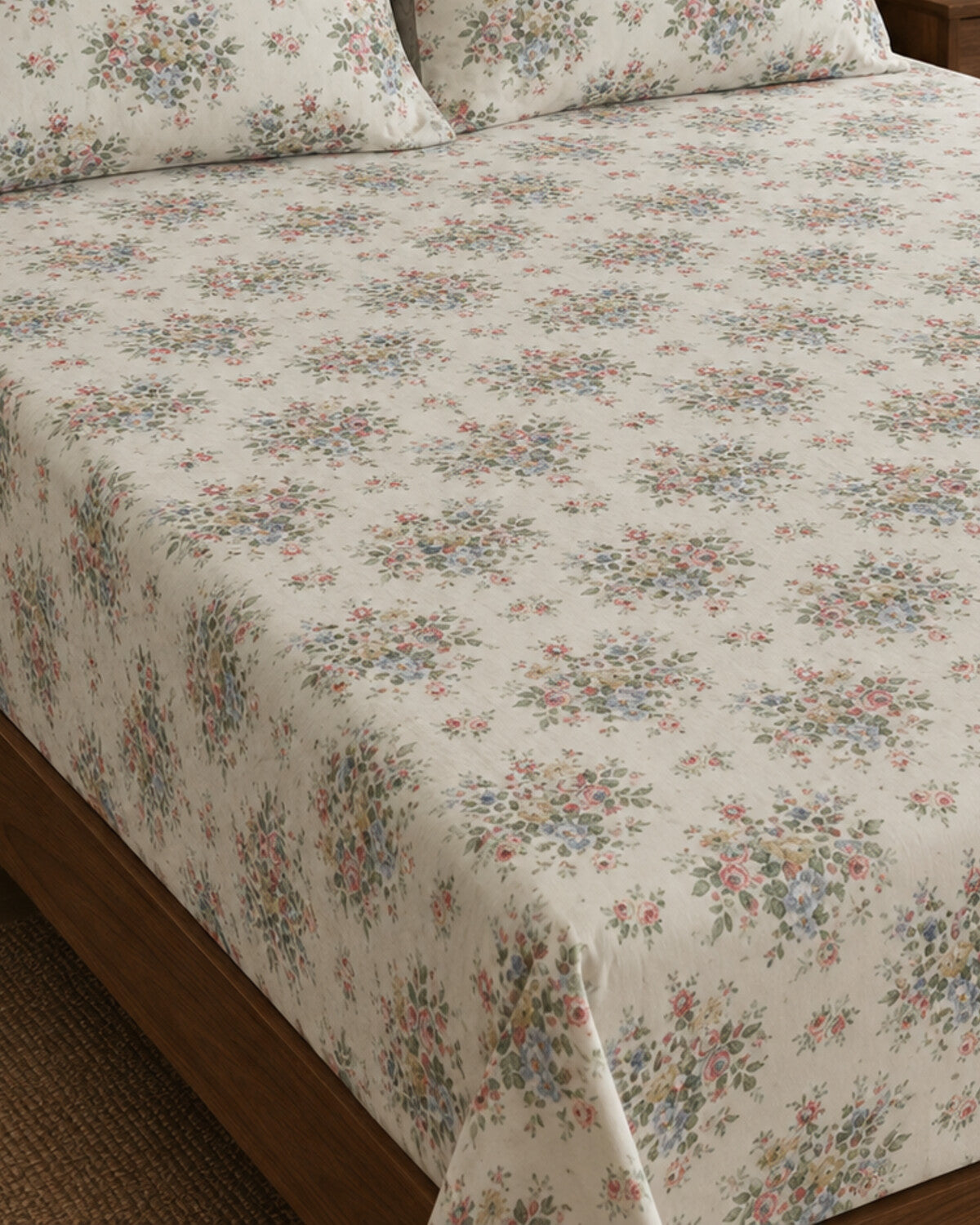 Ivory Bouquet Cotton Bedsheet Set – 3 Piece – border and fabric detail