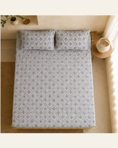 BIN-COT-DES128 bedding overhead view