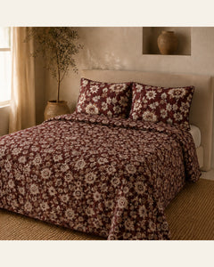 BIN-VJ-FLR-MAROON bedding lifestyle side view