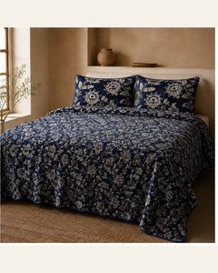 BIN-VJ-FLR-NAVY bedding lifestyle side view
