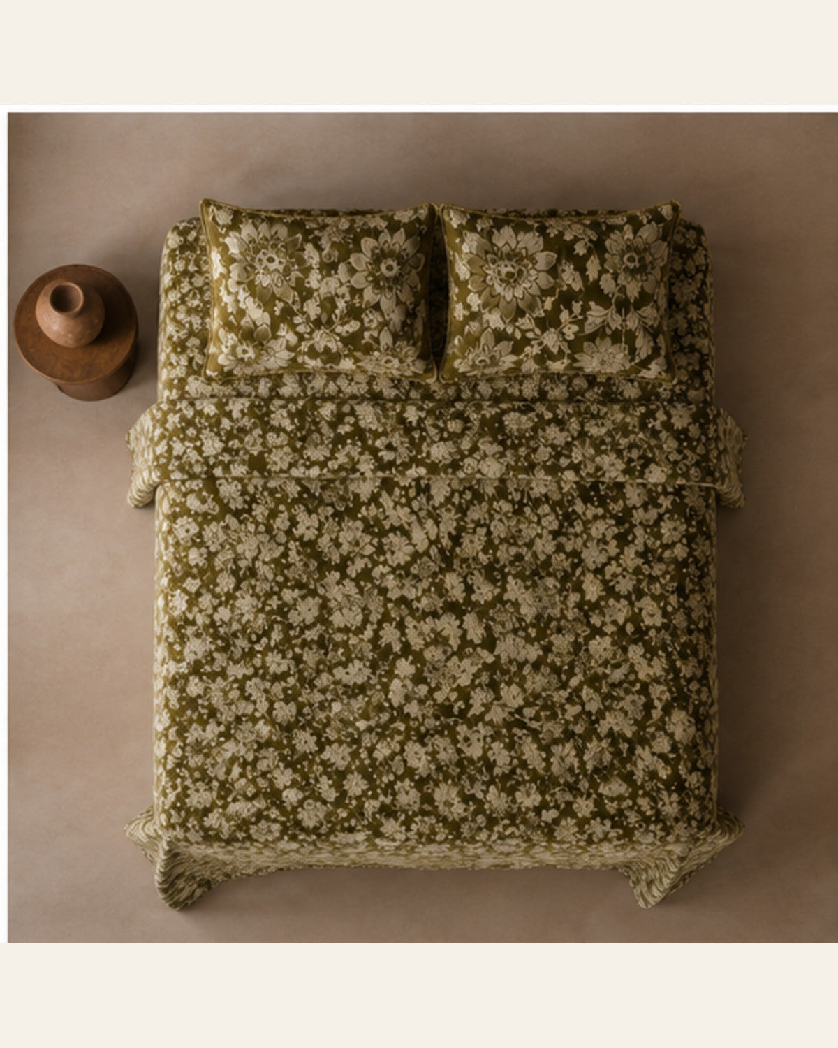 BIN-VJ-FLR-OLIVE bedding overhead view