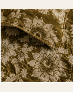BIN-VJ-FLR-OLIVE bedding material and pattern detail