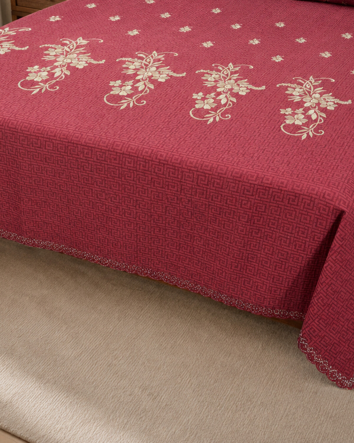 Ruby Garden Embroidered Cotton Bedspread Set – 3 Piece – border and fabric detail