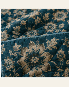 BIN-VJ-FLR-TEAL bedding material and pattern detail